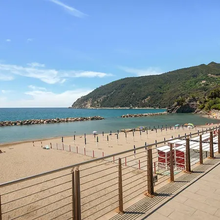 Un'oasi Al Mare Apartment Moneglia